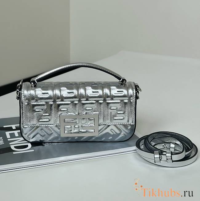 Fendi Phone Pouch Silver Bag 19x11x3cm - 1