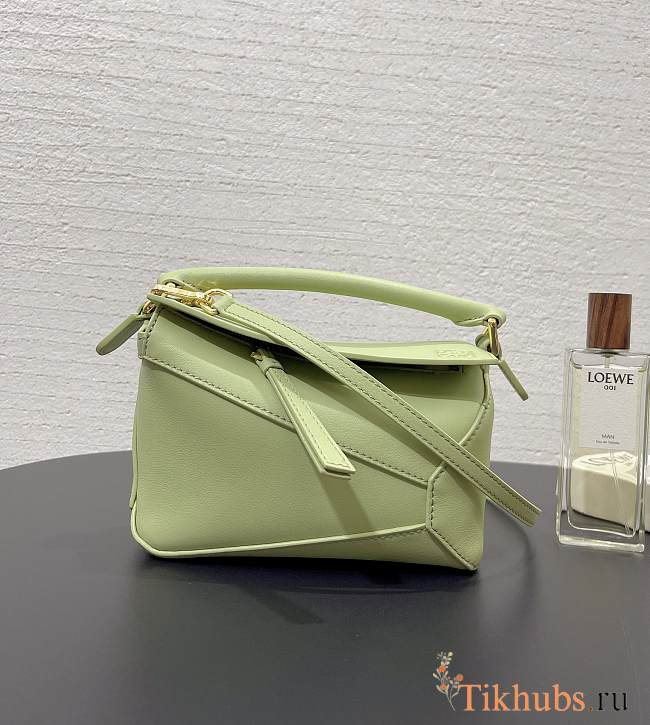 Loewe Puzzle Mini Shoulder Bag Green 18x12x8cm - 1
