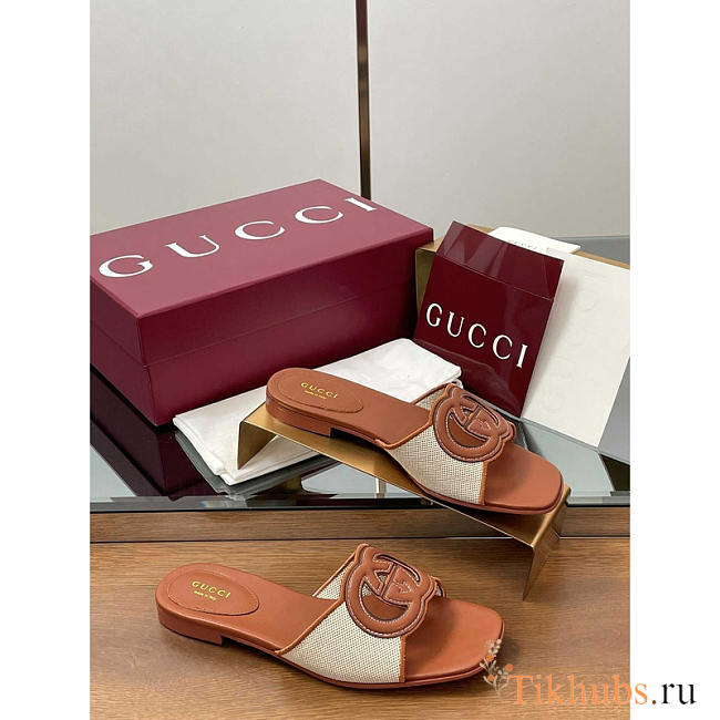 Gucci Women's Interlocking G Slide Sandal Brown - 1