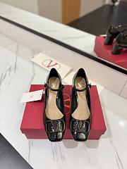 Valentino Garavani Ankle Strap Mary Jane Black Pumps 6cm - 2