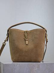 YSL Le 37 Small Suede Beige 20x17x13cm - 1