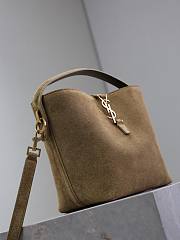 YSL Le 37 Small Suede Beige 20x17x13cm - 3