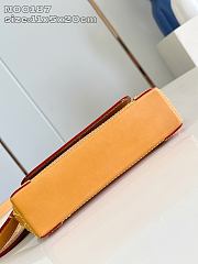 Louis Vuitton LV Steamer East West Bag 20x11x5cm - 4