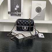 Chanel Bag Black White Lambskin 19.5x12.5x3.5cm - 1