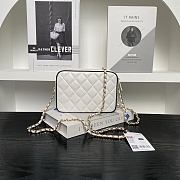 Chanel Bag White Black Lambskin 19.5x12.5x3.5cm - 3