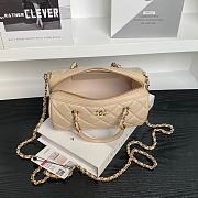 Chanel 25P Clutch With Chain Beige Lambskin 18.5x11.5x11cm - 3