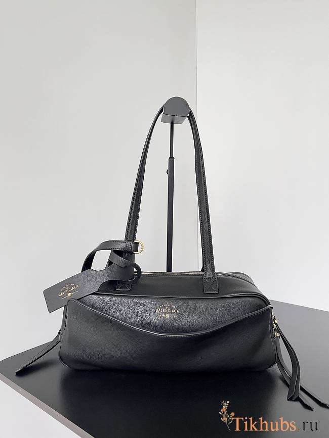 Balenciaga Carrie Small Bowling Bag Black Calfskin 30.9x11.9x11.9cm - 1