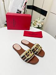 Valentino Vlogo Slides Brown Crochet - 1