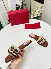Valentino Vlogo Slides Brown Crochet - 5