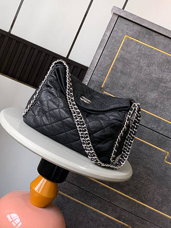 Chanel Chain Around Hobo Black Quilted 29x12x31cm