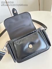 Louis Vuitton LV Cargo Wearable Wallet 23x14x10cm - 6