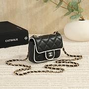 Chanel Clutch With Chain Lambskin Black & White 11.5x8.5x4cm - 5