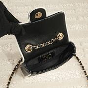 Chanel Clutch With Chain Lambskin Black & White 11.5x8.5x4cm - 3