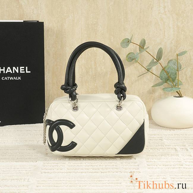 Chanel Cambon Bag White 21x12x9cm - 1