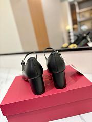 Valentino Garavani Ankle Strap Mary Jane Black Gold Pumps 6cm - 4