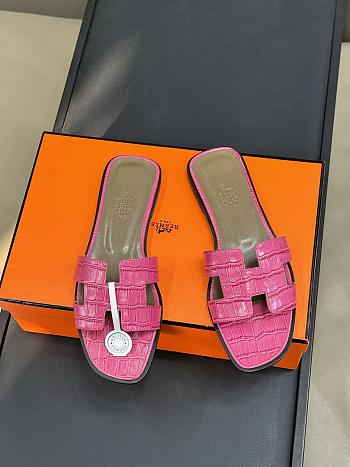 Hermes Oran Pink Crocodile slides