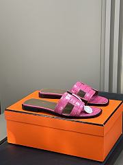 Hermes Oran Pink Crocodile slides - 2