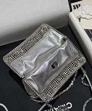Chanel Mini 22 Handbag Silver 17x15x4cm - 6