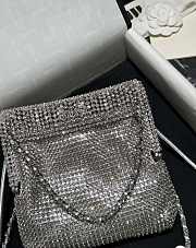 Chanel Mini 22 Handbag Silver 17x15x4cm - 2