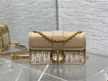 Dior 30 Montaigne East-West Bag Natural 21x12x6cm
