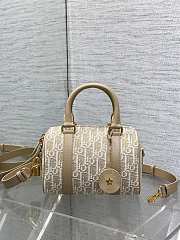 Dior Groove 20 Bag Natural Oblique Jacquard 20.5x13.5x12cm - 1