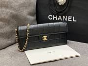 Chanel Black Lambskin Shoulder Bag 26x13x4cm - 5