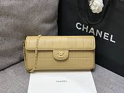 Chanel Beige Lambskin Shoulder Bag 26x13x4cm - 1