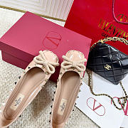 Valentino Garavani Rockstud Patent Beige Ballerina Flat - 4