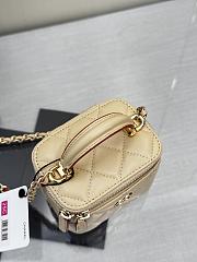 Chanel Mini Top Handle Vanity Case Beige Lambskin 10x9x7cm - 3