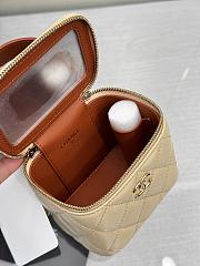 Chanel Mini Top Handle Vanity Case Beige Lambskin 10x9x7cm - 2