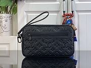 Louis Vuitton LV Pochette Kasai Black 24.5x15.5x6cm - 1