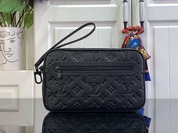 Louis Vuitton LV Pochette Kasai Black 24.5x15.5x6cm