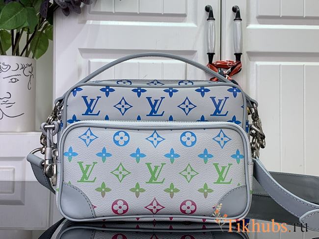 Louis Vuitton LV Nil Bag White 25x17.5x11cm - 1