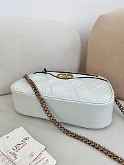 Valentino Garavani Quiltie 67 Medium Shouder Bag White 24x16x6.5cm - 5