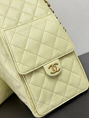 Chanel Medium 25C Hobo Bag Yellow Caviar Gold 40x30x15cm - 2