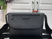 Louis Vuitton LV Pulse Messenger 26.6x17x11cm - 1