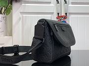 Louis Vuitton LV Pulse Messenger 26.6x17x11cm - 4