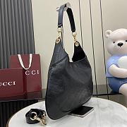 Gucci B Medium Shoulder Bag Black 42x36x2cm - 4