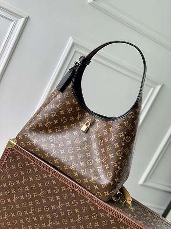 Louis Vuitton LV The Drop GM 41cm