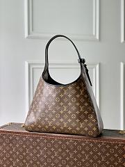 Louis Vuitton LV The Drop GM 41cm - 3
