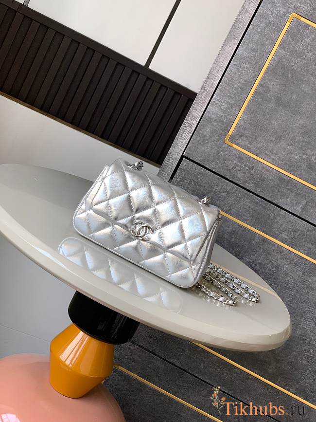 Chanel Clutch With Strap Silver Lambskin 16.5x10x5cm - 1