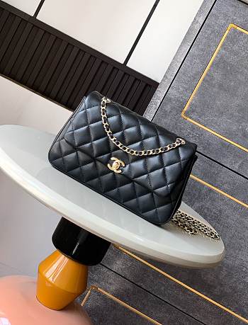 Chanel 25s Flap Bag Black Lambskin 22.5x14x5.8cm