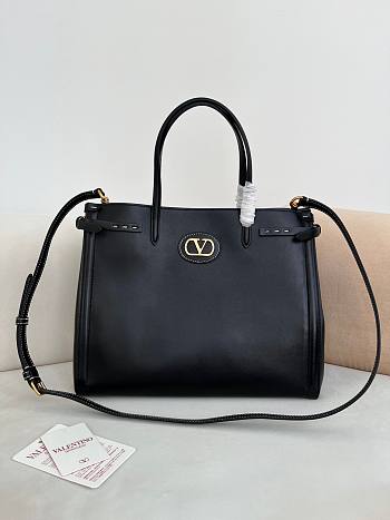 Valentino Garavani Antibes Medium Shopping Bag Black 35x29x18cm