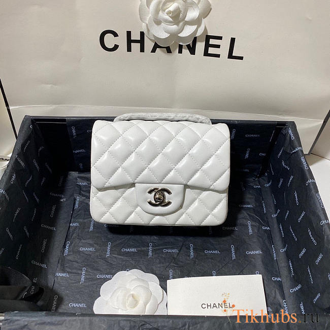 Chanel Mini Flap Bag White Silver Lambskin 17cm - 1