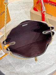 Louis Vuitton LV Anytime MM Beige Bag 42x27x14cm - 6