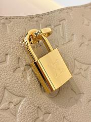 Louis Vuitton LV Anytime MM Beige Bag 42x27x14cm - 5