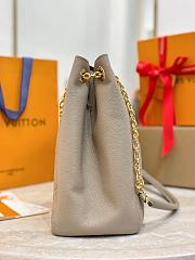 Louis Vuitton LV Anytime MM Beige Bag 42x27x14cm - 2