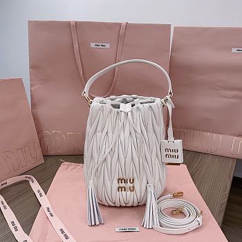 Miu Miu Medium Bucket Bag White 20x18x14cm