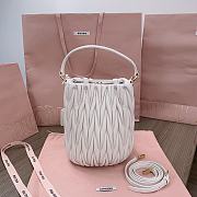 Miu Miu Medium Bucket Bag White 20x18x14cm - 4