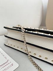 Valentino Garavani Rockstud Wallet On Chain White 21x6x11cm - 6